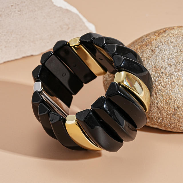 Acrylic Asymmetrical Splicing Geometric Bracelet Retro Exaggerated hand jewelry for women