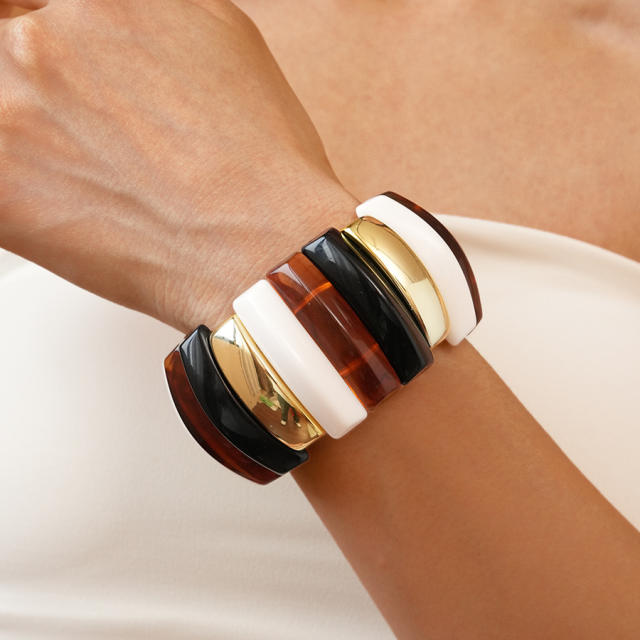 Acrylic Asymmetrical Splicing Geometric Bracelet Retro Exaggerated hand jewelry for women
