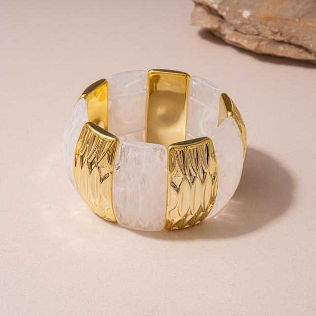 White Irregular Wide Resin Bracelet Personalized Trendy Hand Jewelry