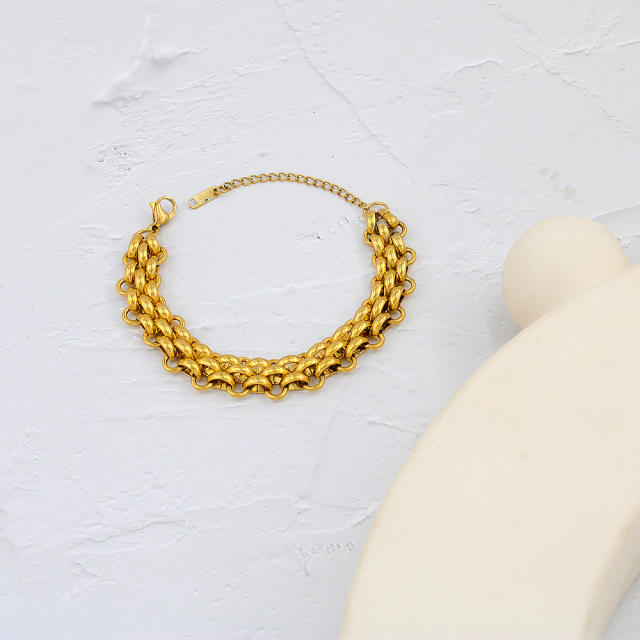 Exaggerated Luxury stainless Steel Heavy Industry choker necklace