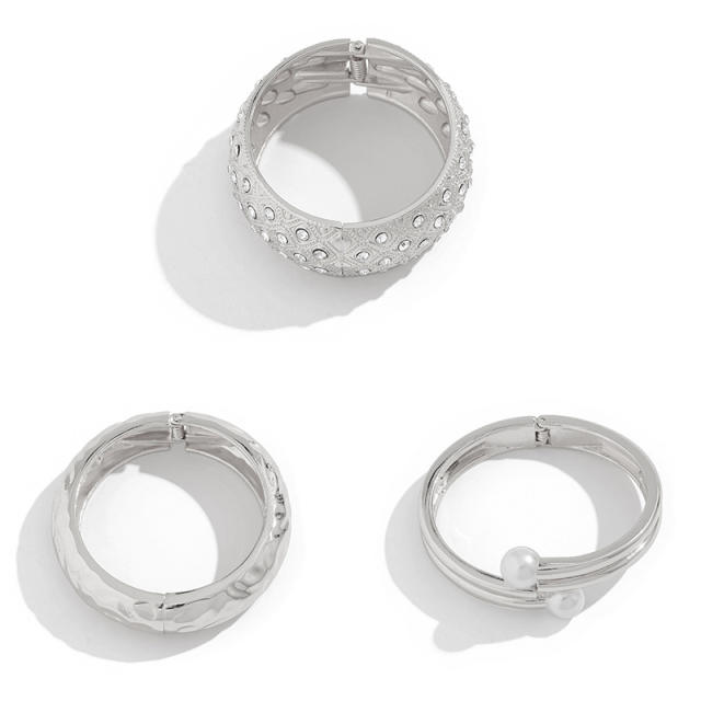 Exaggerated fashion pearl Joker bangle female personality diamond alloy bangle set