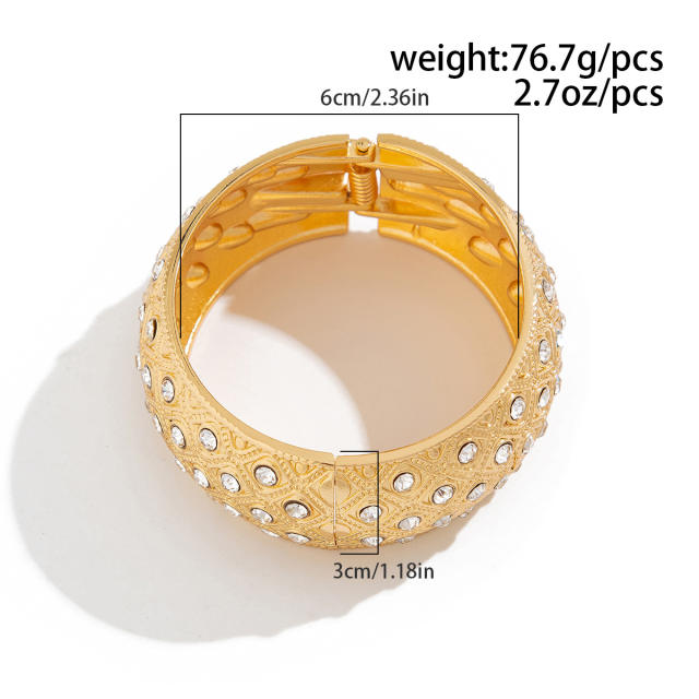 Exaggerated fashion pearl Joker bangle female personality diamond alloy bangle set