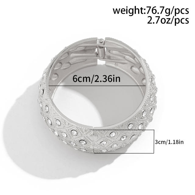 Exaggerated fashion pearl Joker bangle female personality diamond alloy bangle set