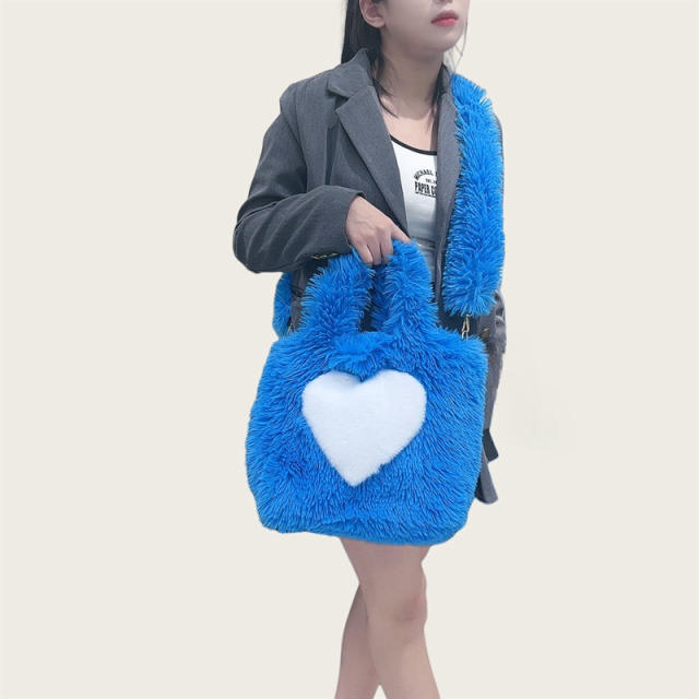 Foreign Trade 2025 New Furry Bag Women's Heart-Shaped Pattern Large-Capacity Plush Tote Bag