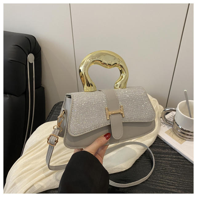 Trendy New Women's Large-Capacity Simple Textured Metal Handbag Shoulder bag