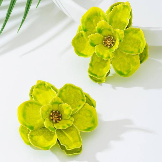 Elegant gradient pink green flower three-dimensional petal earrings