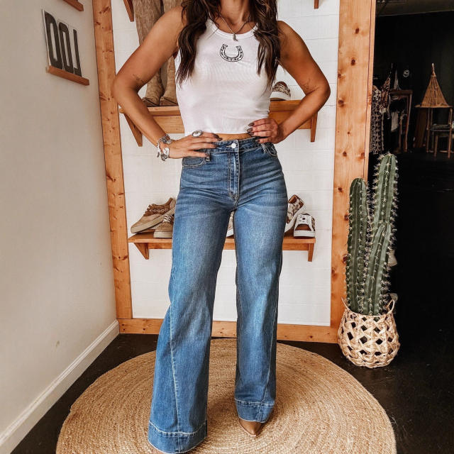 Easy match straight leg denims
