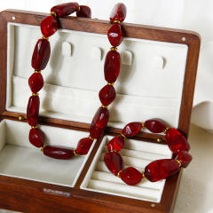 Autumn winter new dark red acrylic bead necklace bracelet suit