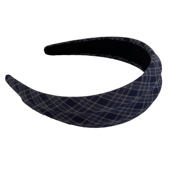 Autumn winter classic plaid pattern padded headband