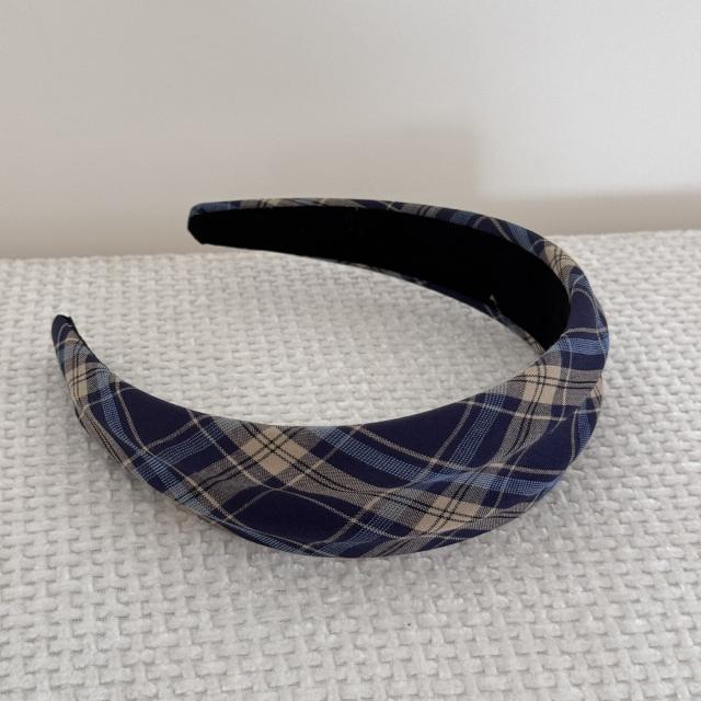 Autumn winter classic plaid pattern padded headband