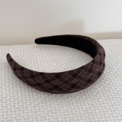 Autumn winter classic plaid pattern padded headband
