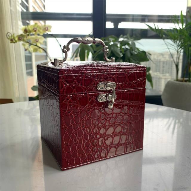 Crocodile pattern pu leather jewelry box wholesale three-layer jewelry box