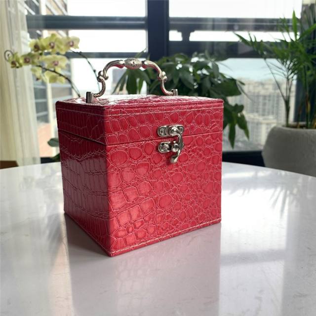 Crocodile pattern pu leather jewelry box wholesale three-layer jewelry box