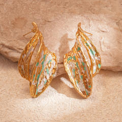 Metal Asymmetrical Pleated Leaf Silver Needle Earrings