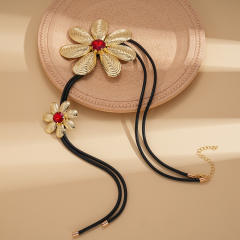Vintage big metal flower long necklace