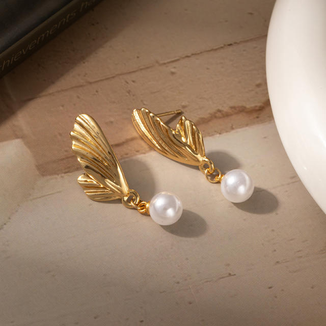 Hott sale gold color flower butterflly pearl inlaid stainless steel earrings