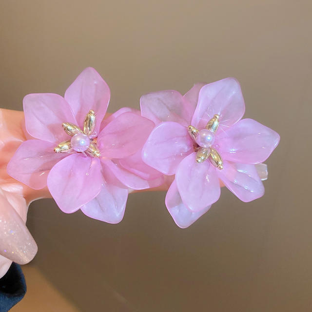 Sweet Simple Acrylic Flower Silver Pin Earrings