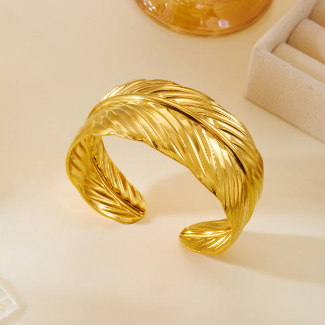 Personalized Stainless Steel Versatile Simple cuff bangle Bracelet for Women