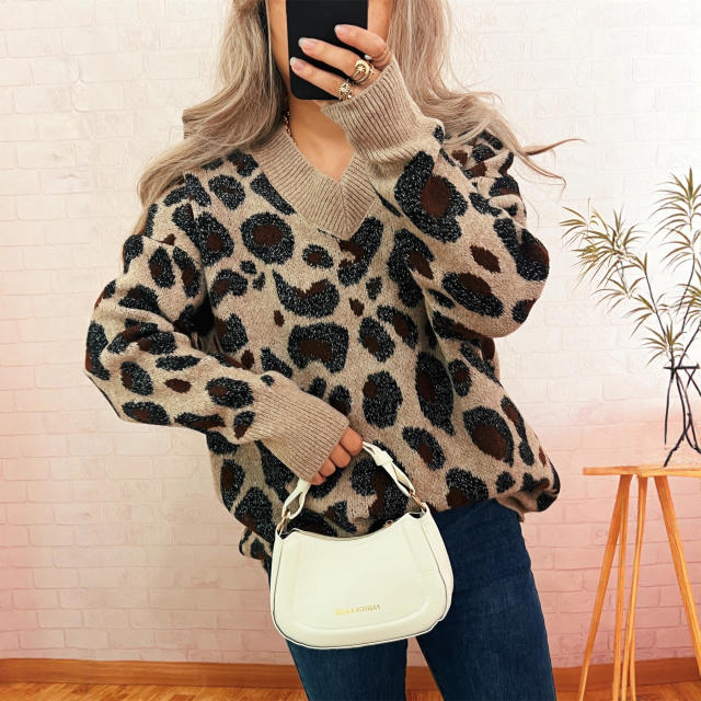 Street style leopard pattern V neck warm sweater