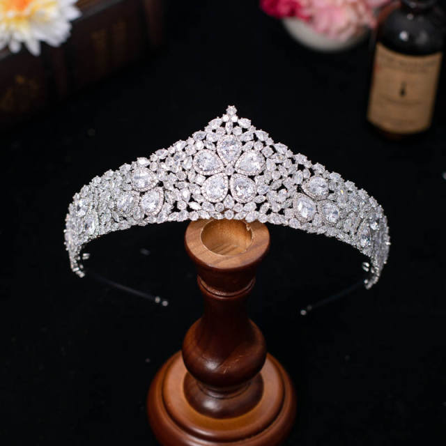 Zircon bride crown headdress baroque banquet Korean style diamond crown wedding