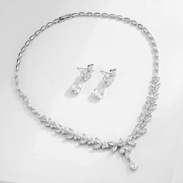 Luxury Sense Zircon Necklace Earrings Two-piece Bride Wedding Set