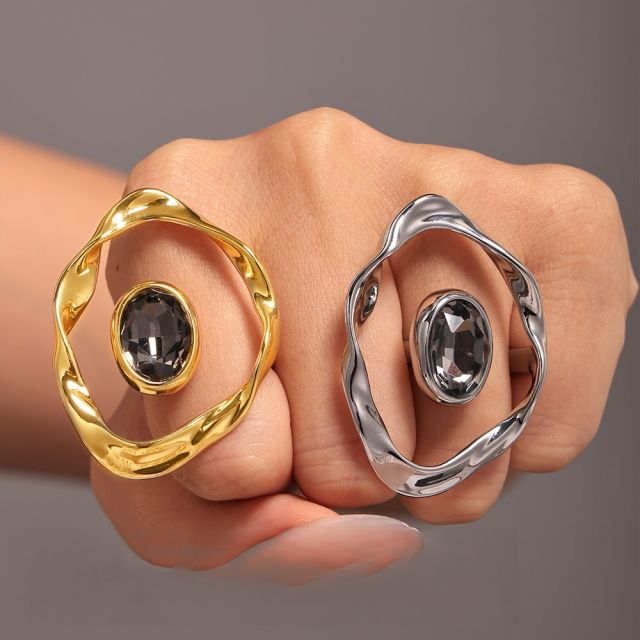 Geometric line oval shape crystal gold plated copper rings