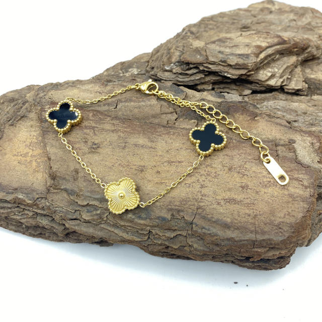 13mm high quality non-fading stainless steel four-leaf clover bracelet for women