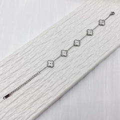13mm high quality non-fading stainless steel four-leaf clover bracelet for women