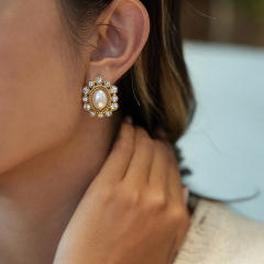 18KG vintage oval shape pearl stainless steel earrings diamond earrings