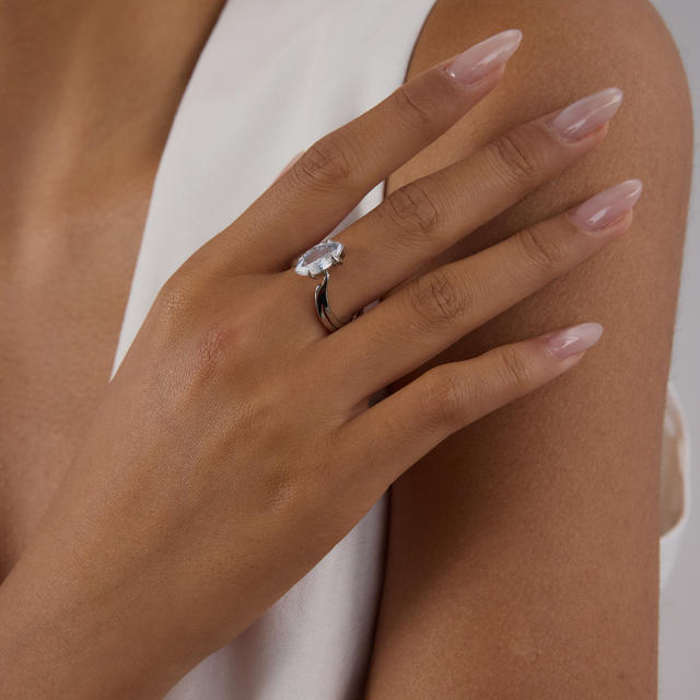 18KG stainless steel oval diamond rings