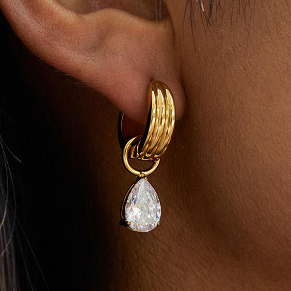 18KG oval shape diamond stainless steel earrings