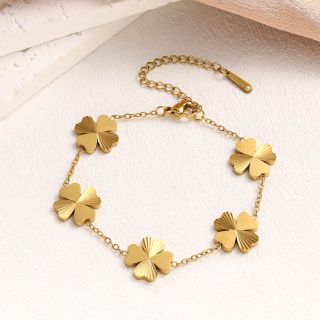 Stainless steel peach heart lucky four-leaf clover necklace bracelet earrings suit
