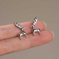 Silver color sweet elk copper earrings christmas gift ear studs