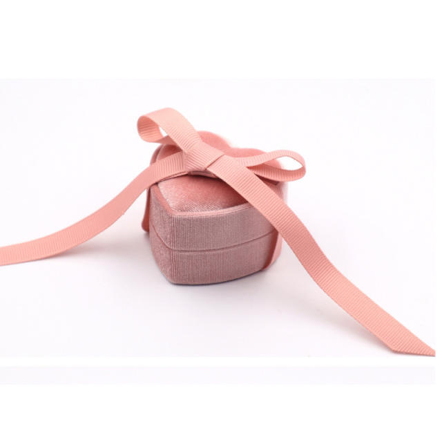 Heart shape velvet ring box pendant box with ribbon