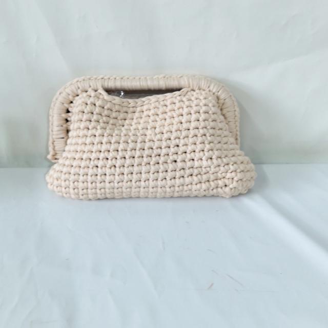 New ladies handmade crocheted clip bag armpit bag chain bag
