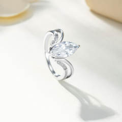 V-shaped Curve Inlay Shining Oval Zircon Ring for Women stainless steel rings