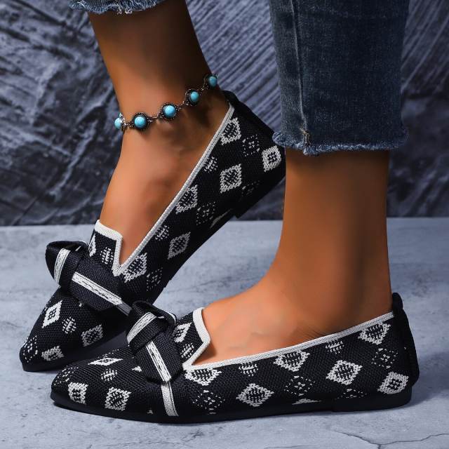 Plus size light pointed beanie women's shoes comfortable non-slip women's shoes