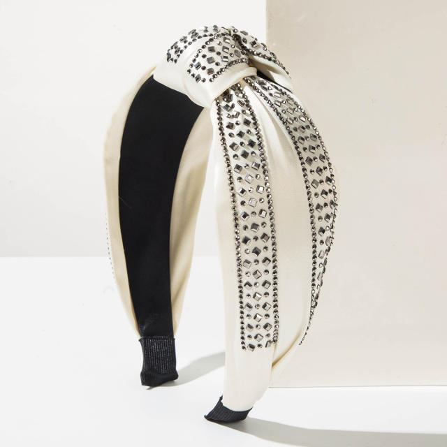 Baroque satin material knotted headband