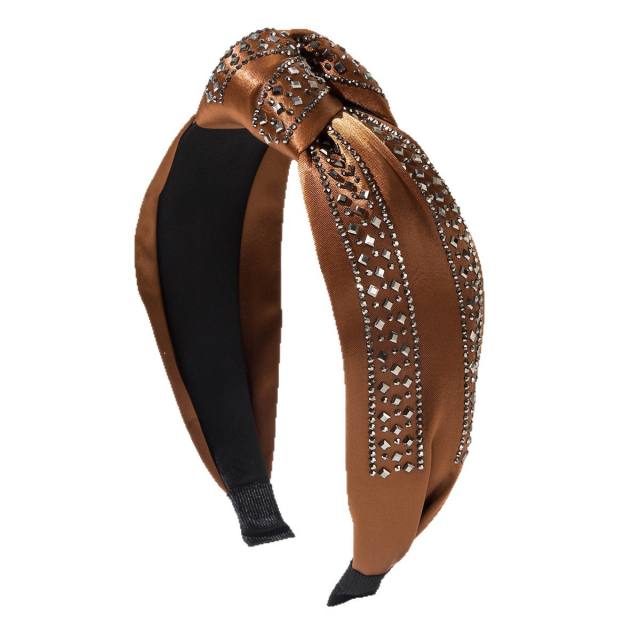 Baroque satin material knotted headband
