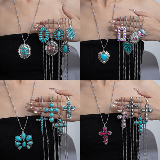 Natural Turquoise Necklace for Women vintage alloy pendant necklace
