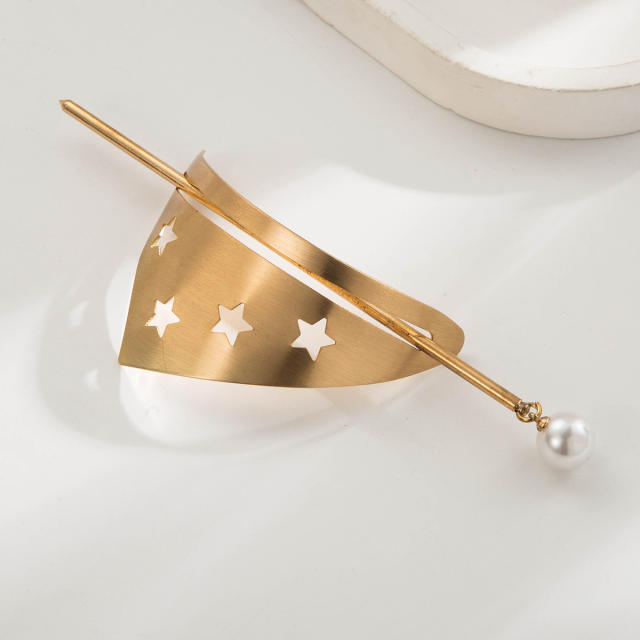 Alloy geometric smooth hairpin with irregular pattern pearl hair bun