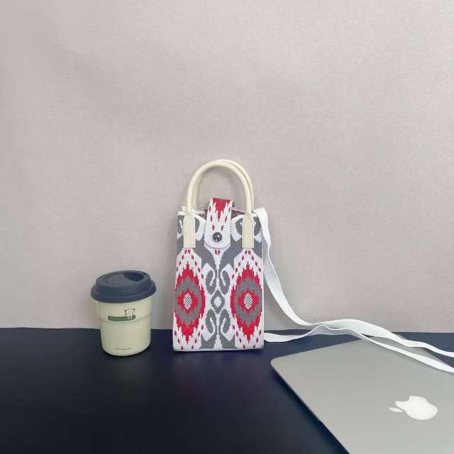 Holiday coloful kniited phone bag crossbody bag