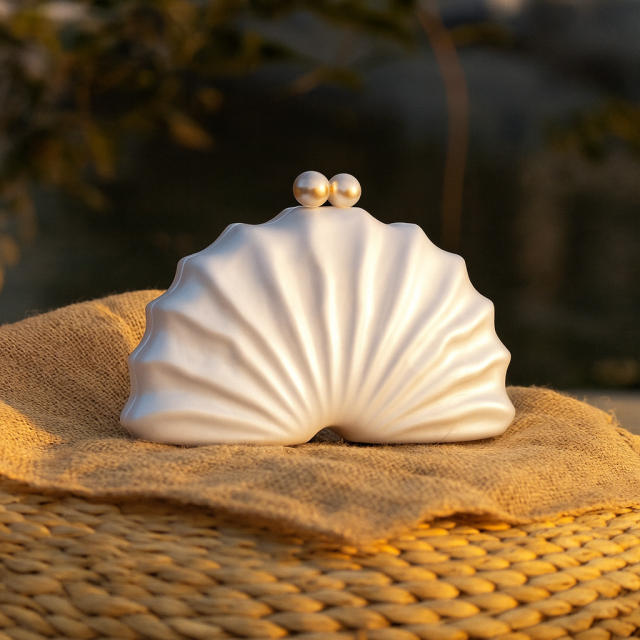 New Shoulder Crossbody Bag Shaped Shell Acrylic Bag Fashion Wedding Dinner Clutch Bag