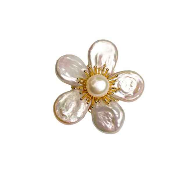 Baroque Pearl Flower Brooch for Women Elegant Socialite Brooch Pin  Pearl Brooch Accessory