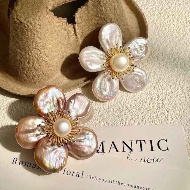 Baroque Pearl Flower Brooch for Women Elegant Socialite Brooch Pin  Pearl Brooch Accessory
