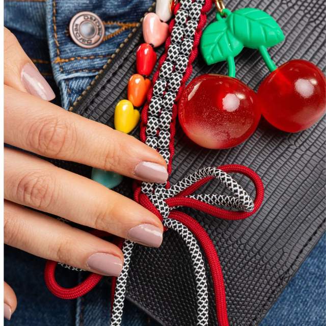 Colorful Dopamine Bag Buckle Heart Beads Bow Cherry Pendant Simple Versatile Keychain