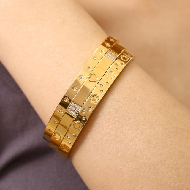 Elegant Cute Hand Jewelry Stainless Steel bangle Plated 18K Heart Diamond Bracelet for Women