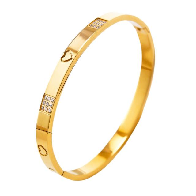 Elegant Cute Hand Jewelry Stainless Steel bangle Plated 18K Heart Diamond Bracelet for Women