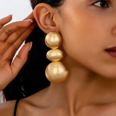 Vintage chunky frosted striped ball bead alloy earrings for women