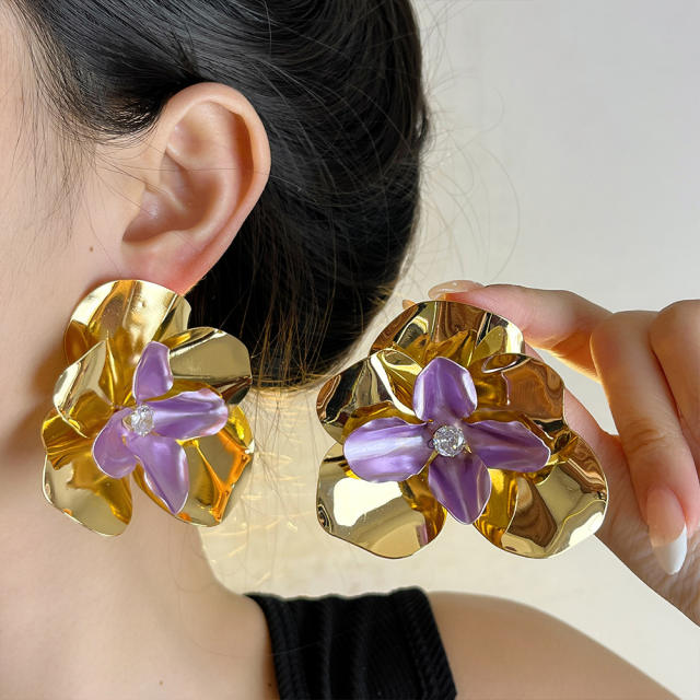 Exaggerated metal Flower Earrings Three-dimensional Ear Studs